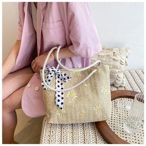 Braided bag Shoulder bag Small daisies INS summer tide hand bL shoulder bag